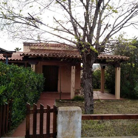 Monolocale San Teodoro Apartment Bagian luar foto